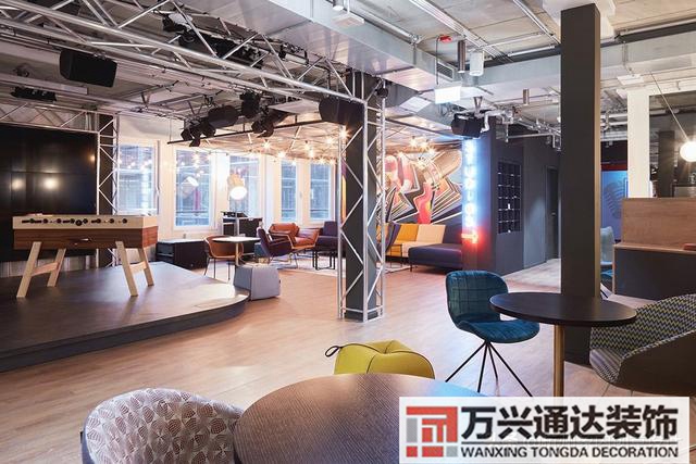 辦公室裝修設(shè)計(jì)辦公室裝修設(shè)計(jì)平面圖_萬(wàn)興辦公室裝修公司