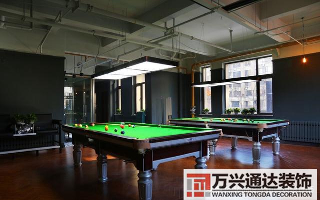 臺(tái)球室裝修效果圖臺(tái)球廳裝修效果圖_萬興辦公室裝修公司