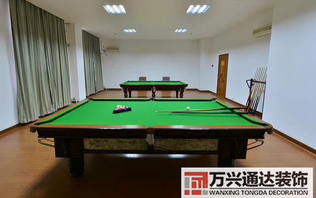 臺(tái)球室裝修效果圖臺(tái)球廳裝修效果圖_萬興辦公室裝修公司