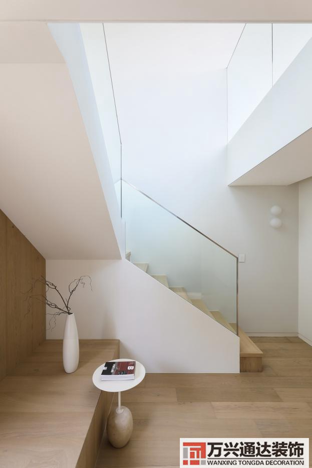 簡(jiǎn)約別墅裝修簡(jiǎn)單裝修別墅