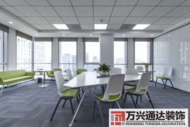 近門(mén)口的辦公室座位放什么風(fēng)水辦公室座位靠墻角風(fēng)水