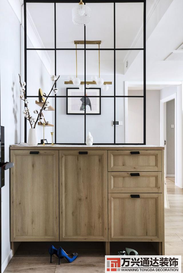 室內(nèi)裝修隔斷隔斷裝修效果圖