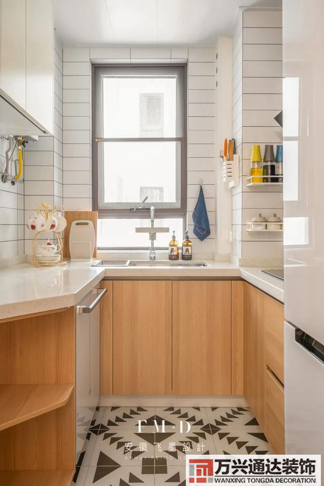 裝修廚房設(shè)計(jì)小戶型廚房設(shè)計(jì)圖