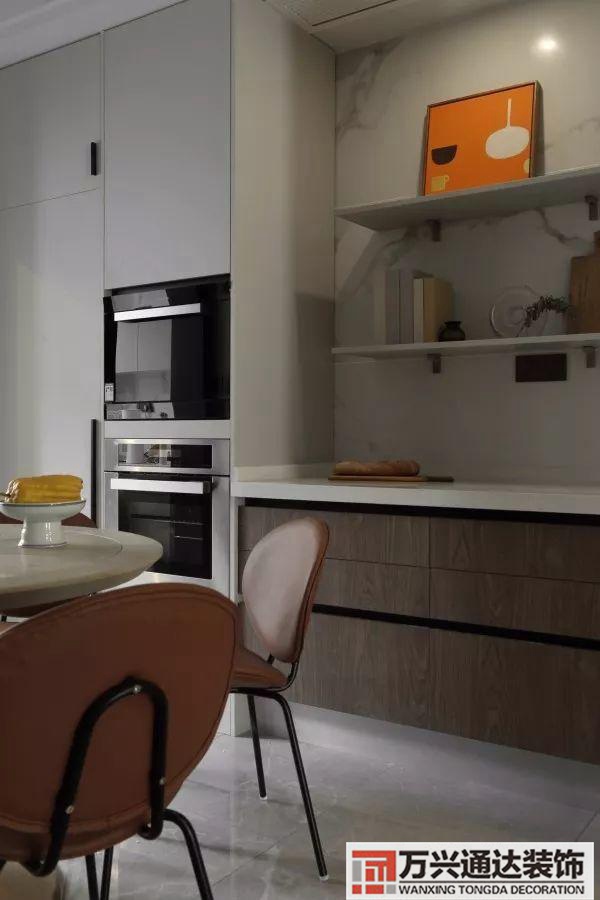 新古典主義裝修風(fēng)格新古典主義裝修風(fēng)格衛(wèi)生間