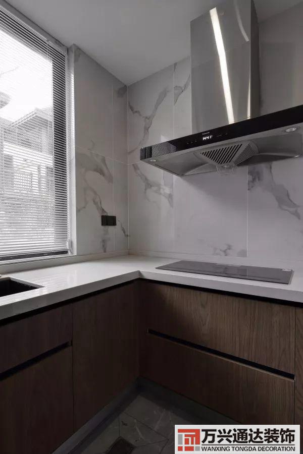 新古典主義裝修風(fēng)格新古典主義裝修風(fēng)格衛(wèi)生間