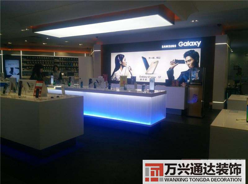 數(shù)碼店裝修設(shè)計(jì)師哪個(gè)好定制設(shè)計(jì)師和家裝設(shè)計(jì)師哪個(gè)好做