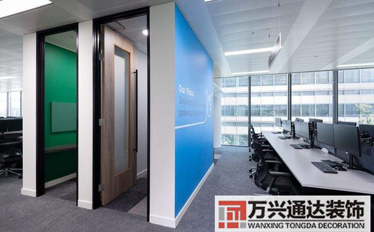 包含外資企業(yè)寫字樓設(shè)計裝修的詞條