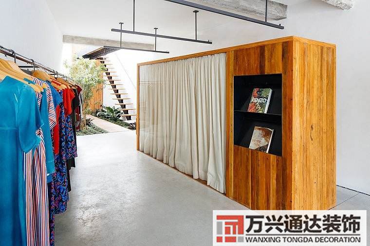 個性服裝店裝修服裝店鋪裝修設(shè)計(jì)效果圖片